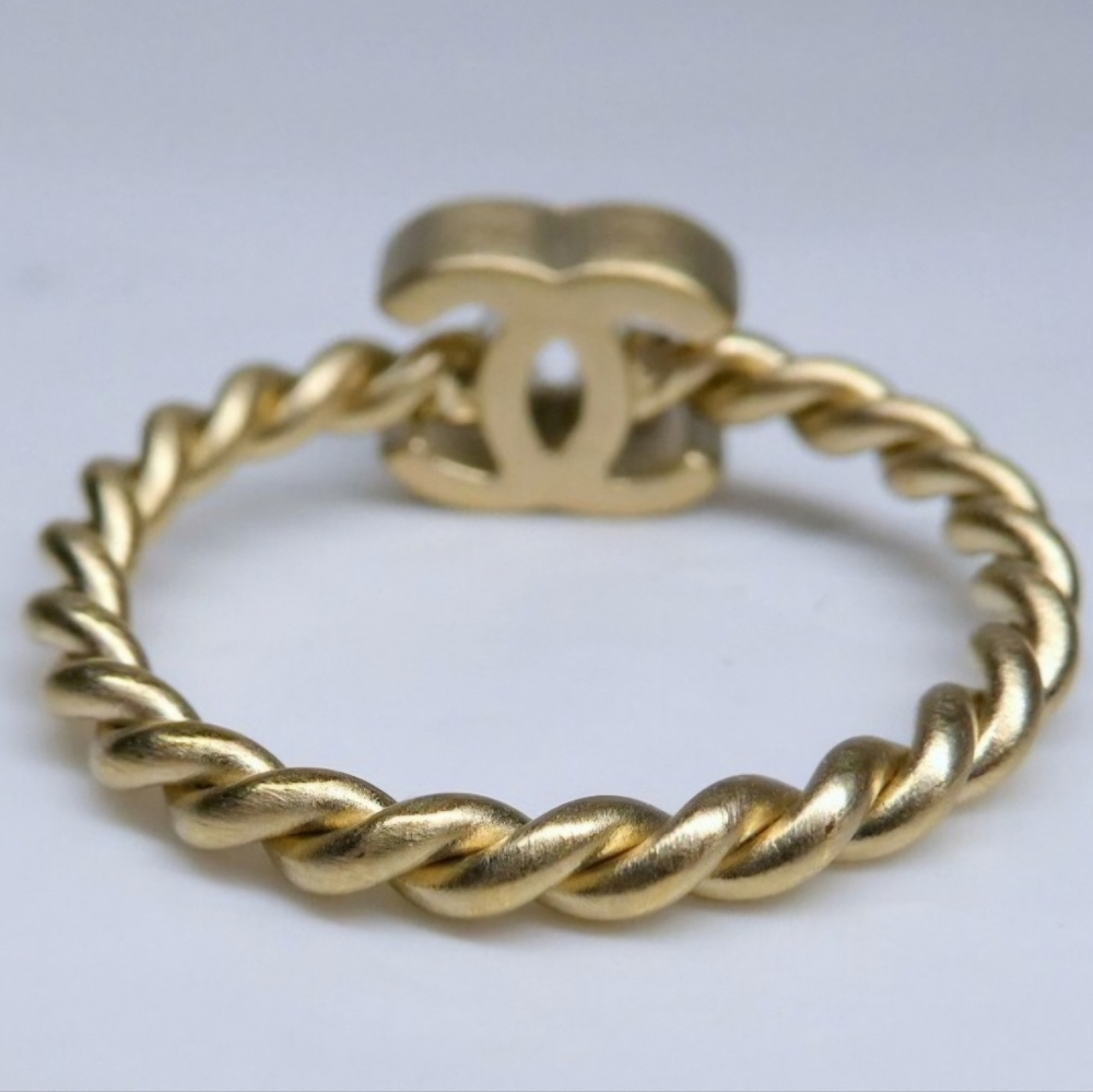 Chanel Double Enamel Camellia & CC Twist Ring Set - Picture 8 of 12